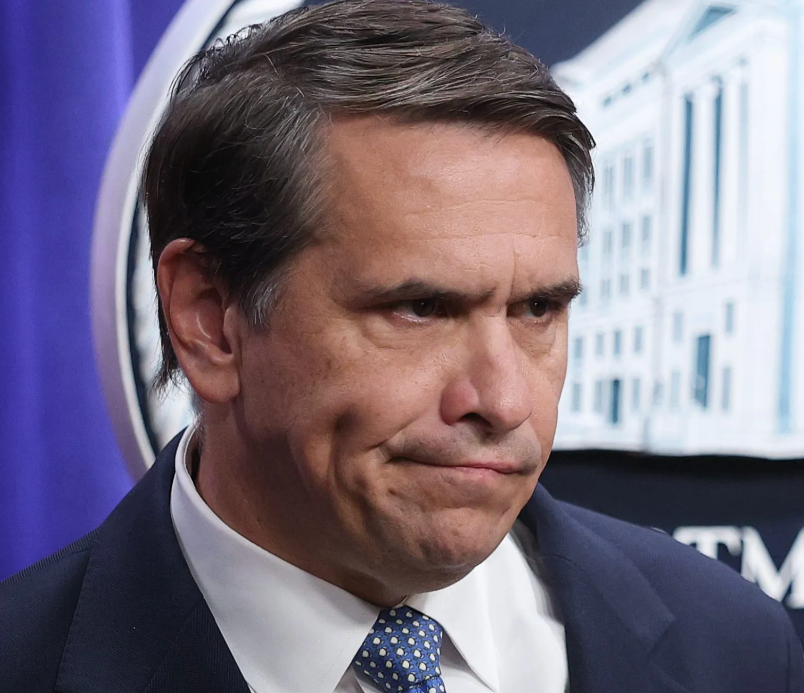 Exclusive: DOJ Taps Gang, Terrorism Prosecutors to Crack Down on Political Groups